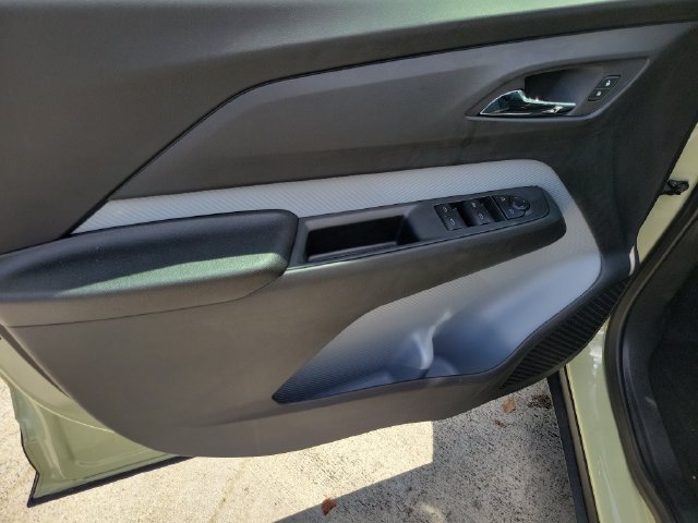 New 2027 Chevrolet Bolt LT w/ Comfort Package FWD image 9