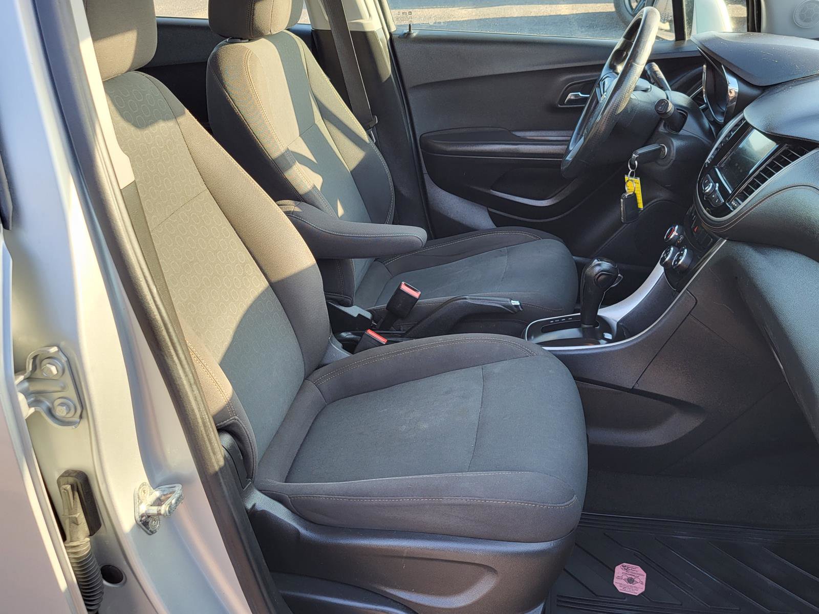 Used 2018 Chevrolet Trax LS image 10