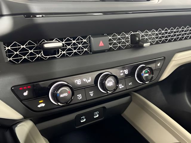 New 2025 Honda Accord SE image 24