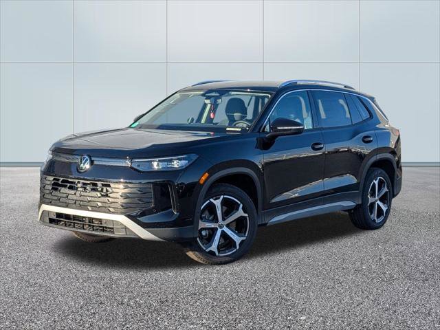 New 2025 Volkswagen Tiguan SE image 1
