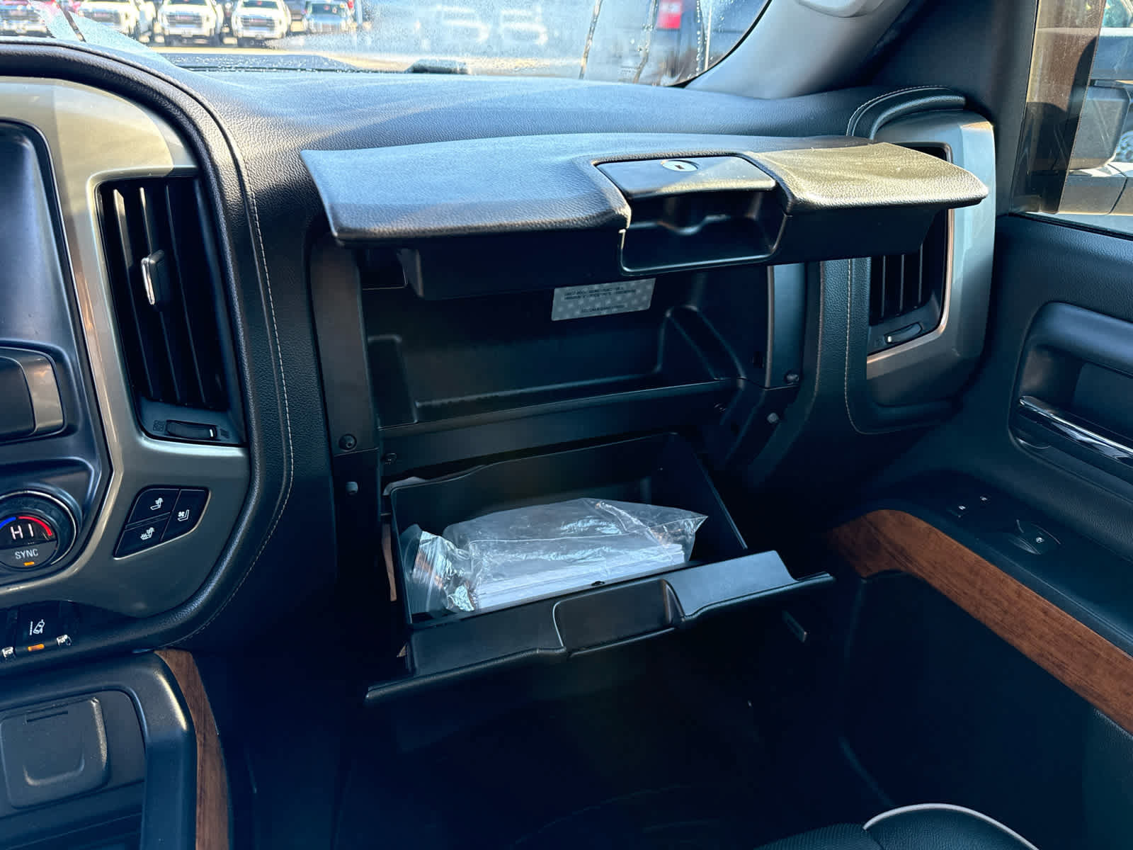 Used 2019 Chevrolet Silverado 2500 High Country w/ Snow Plow Prep Package image 19