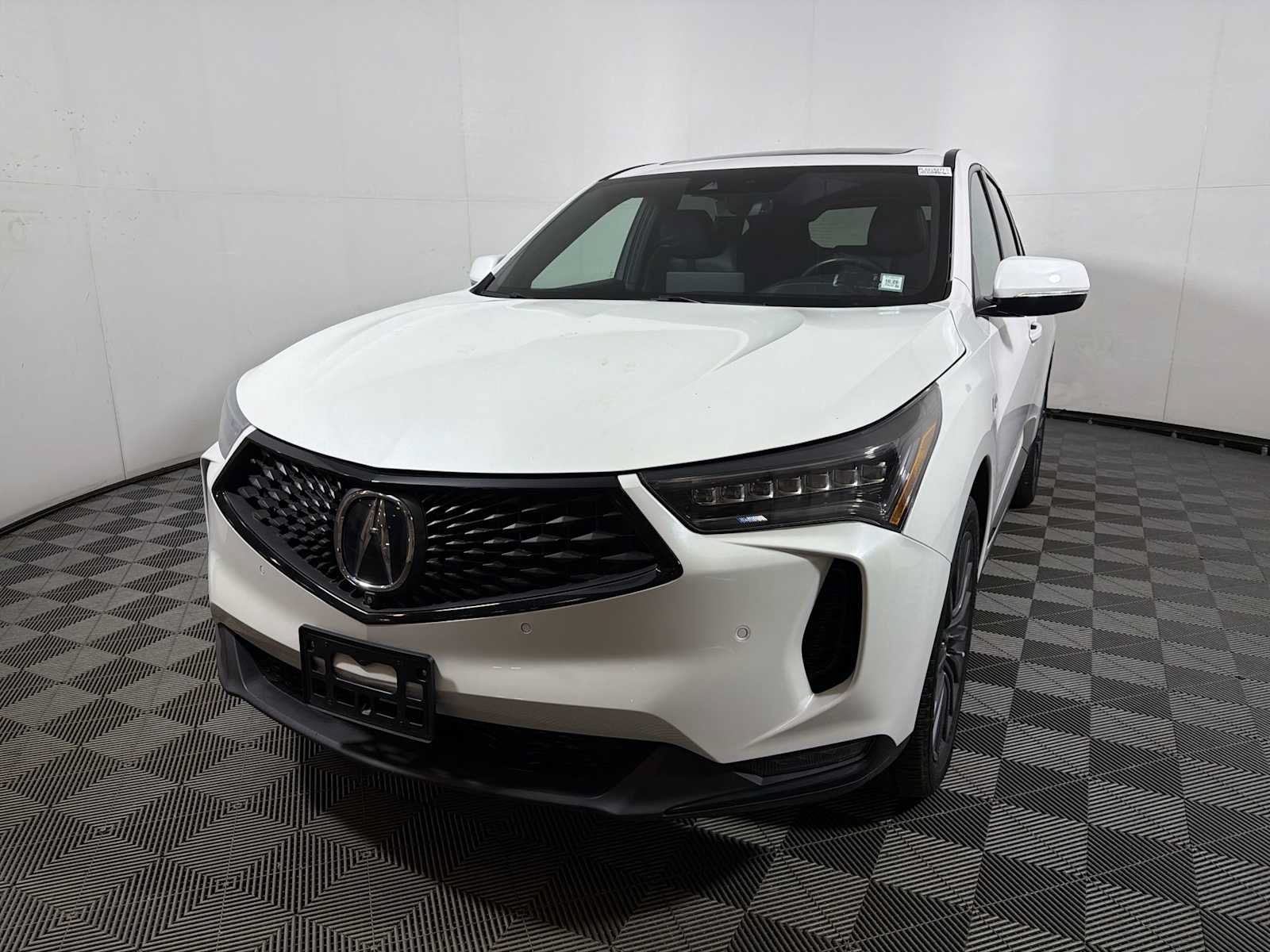Used 2023 Acura RDX w/ Advance Package AWD/4WD image 3