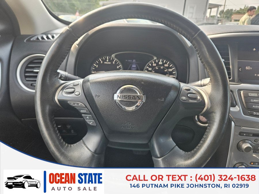 Used 2017 Nissan Pathfinder SL AWD/4WD image 20