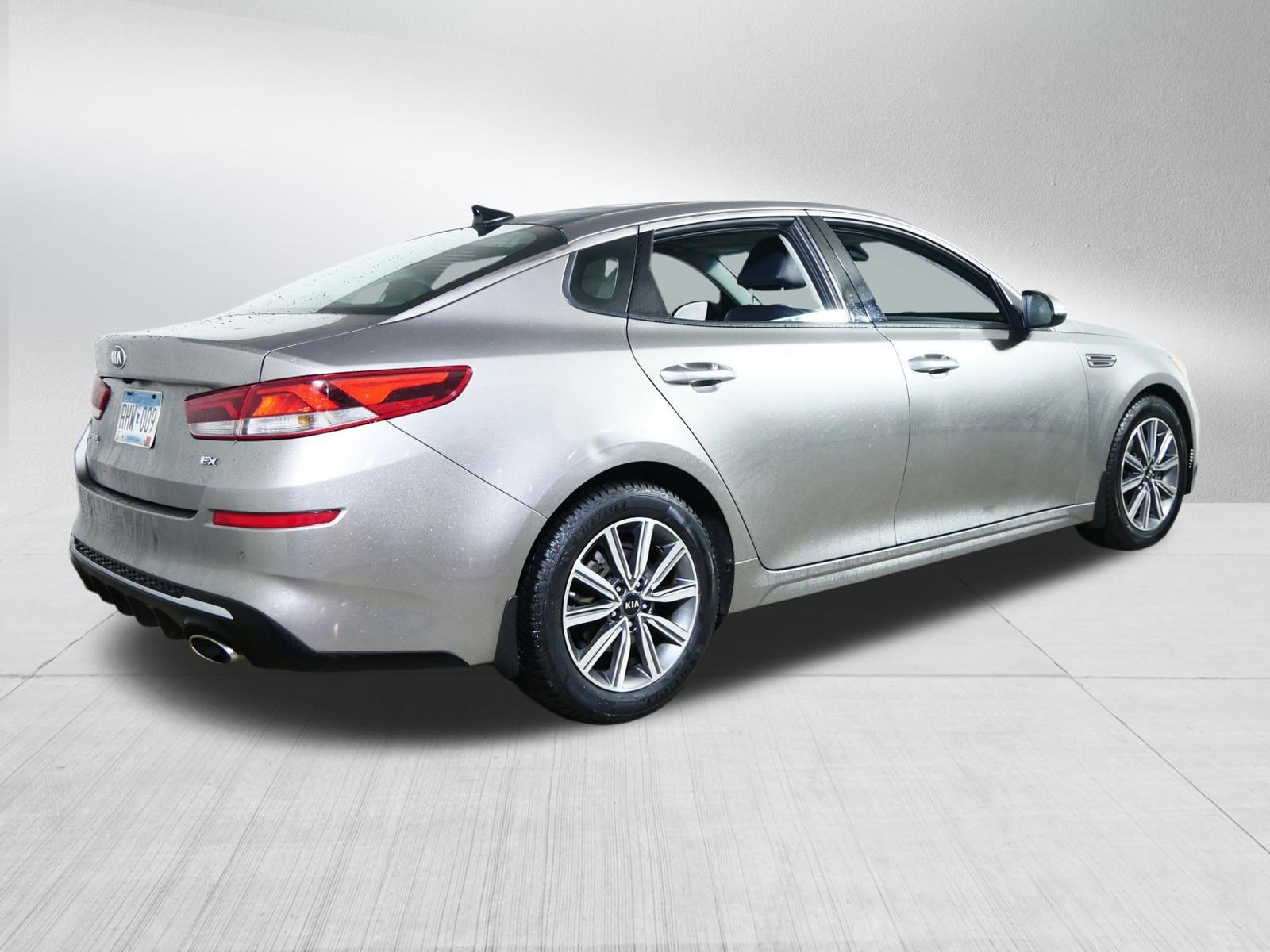Used 2019 Kia Optima EX w/ EX Premium Package image 7