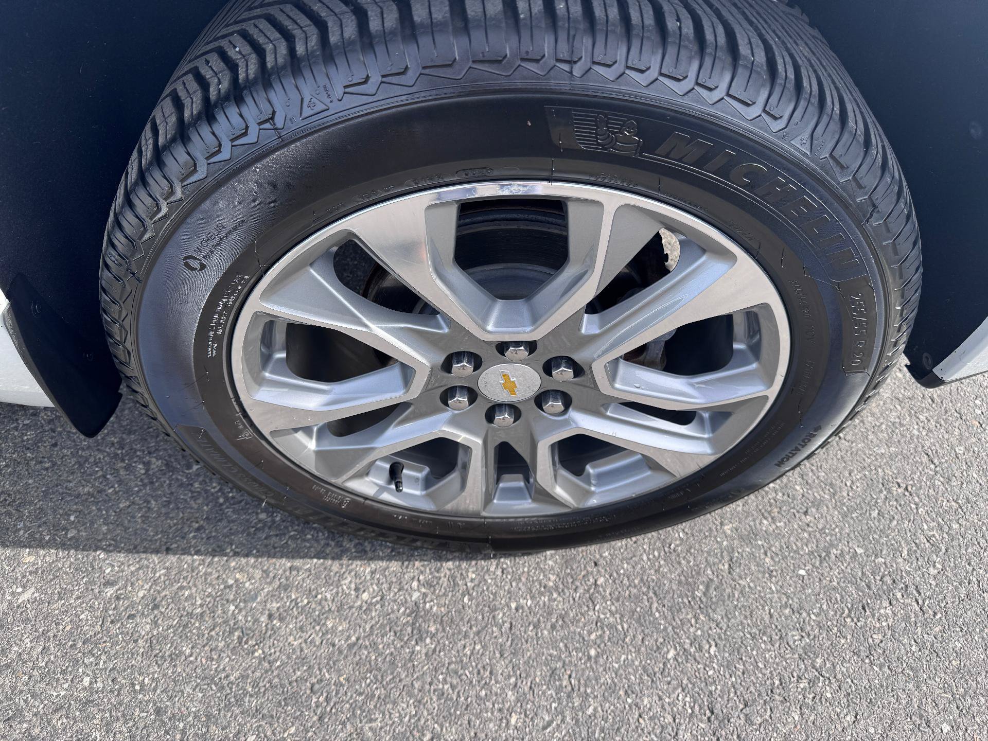 Used 2019 Chevrolet Traverse Premier w/ LPO, Floor Liner Package AWD/4WD image 48