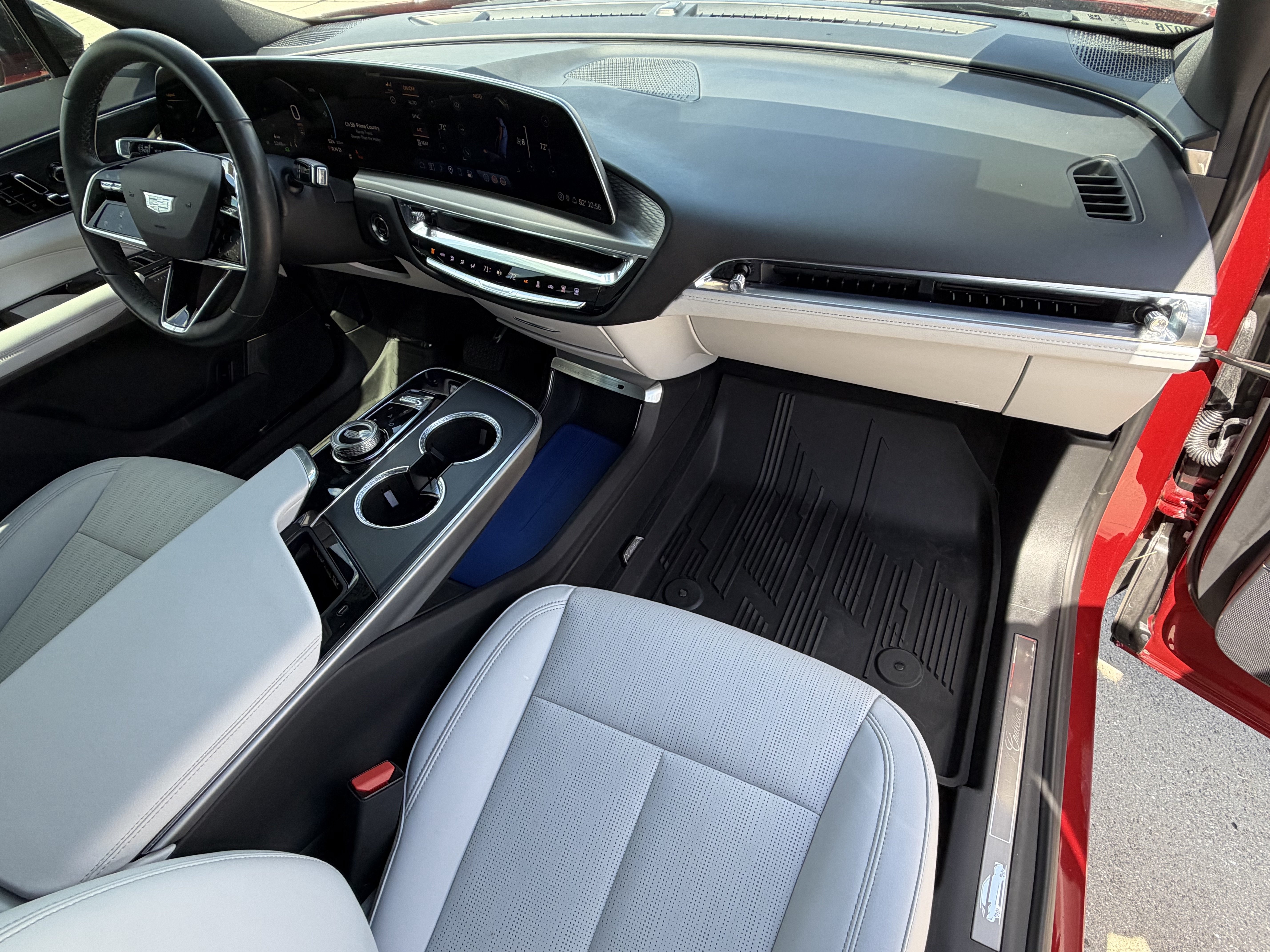 Certified 2024 Cadillac Lyriq Sport w/ LPO, Floor Liner Package RWD image 31