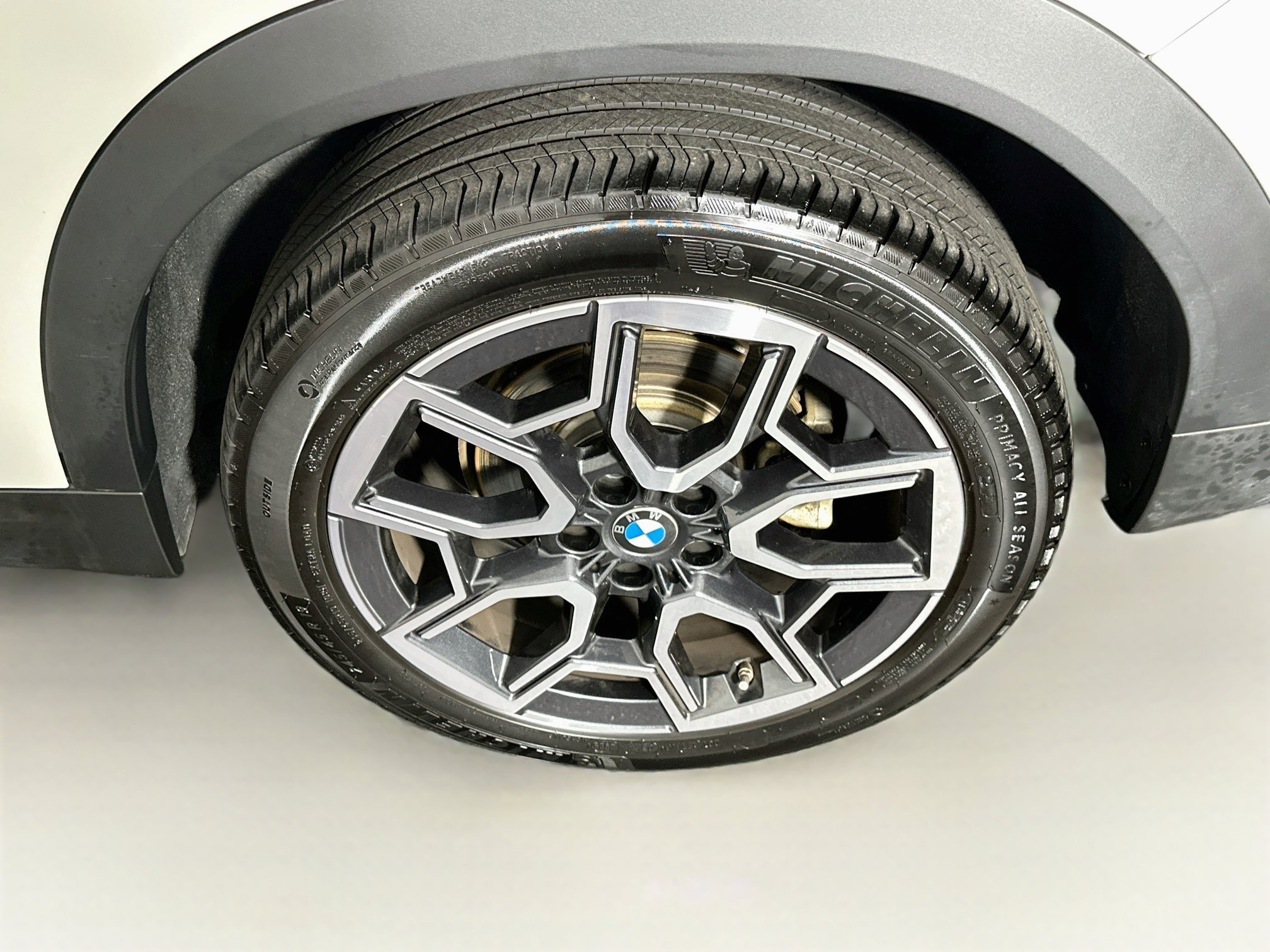 Used 2026 BMW X2 xDrive28i AWD/4WD image 11