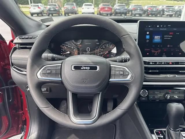 New 2026 Jeep Compass Latitude AWD/4WD image 9