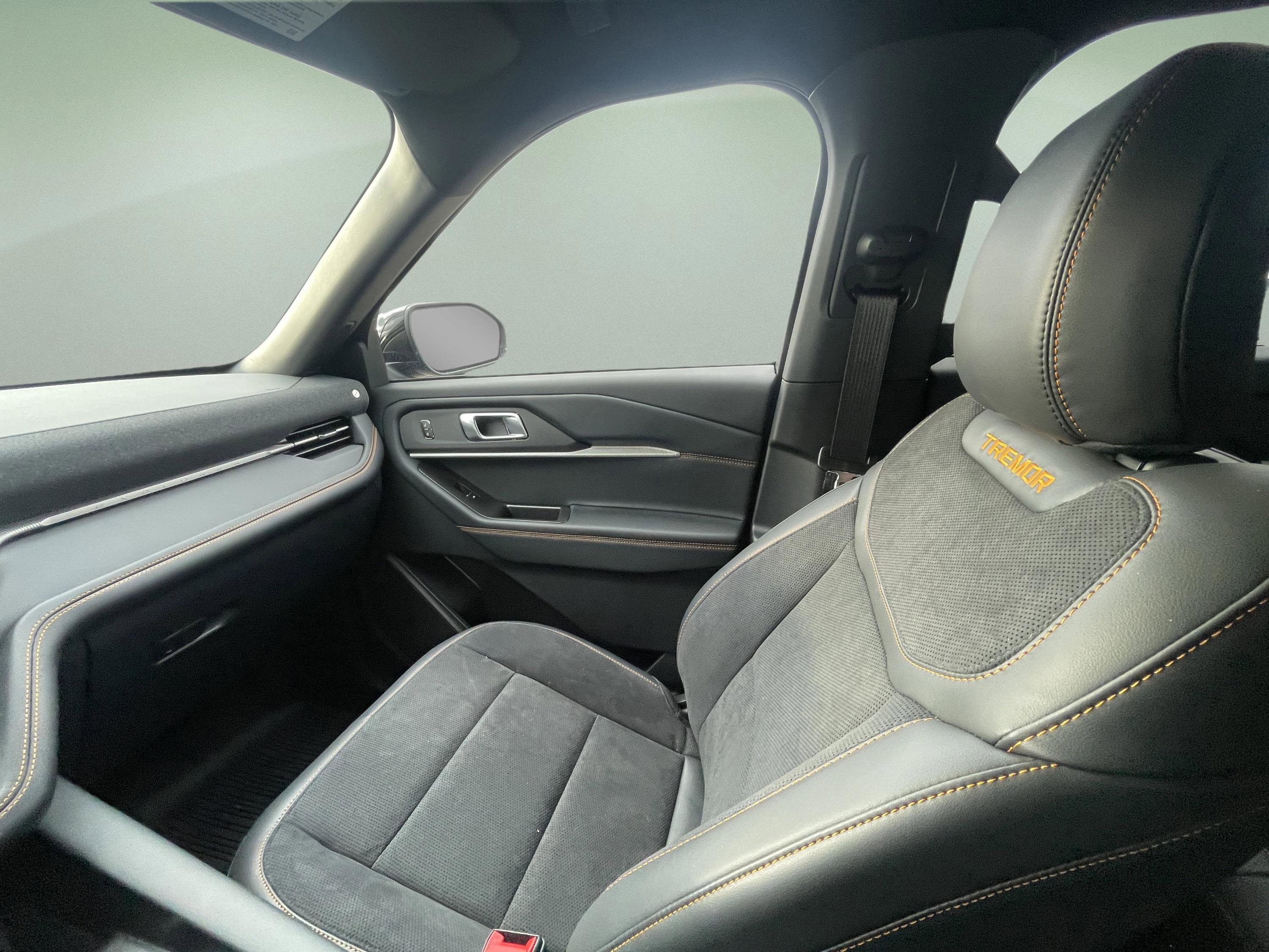 Used 2026 Ford Explorer Tremor w/ Tremor Convenience Package AWD/4WD image 28