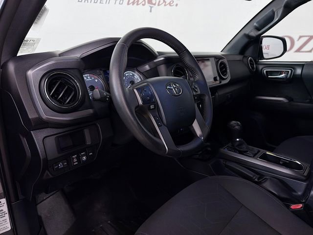 Used 2017 Toyota Tacoma TRD Sport RWD image 11