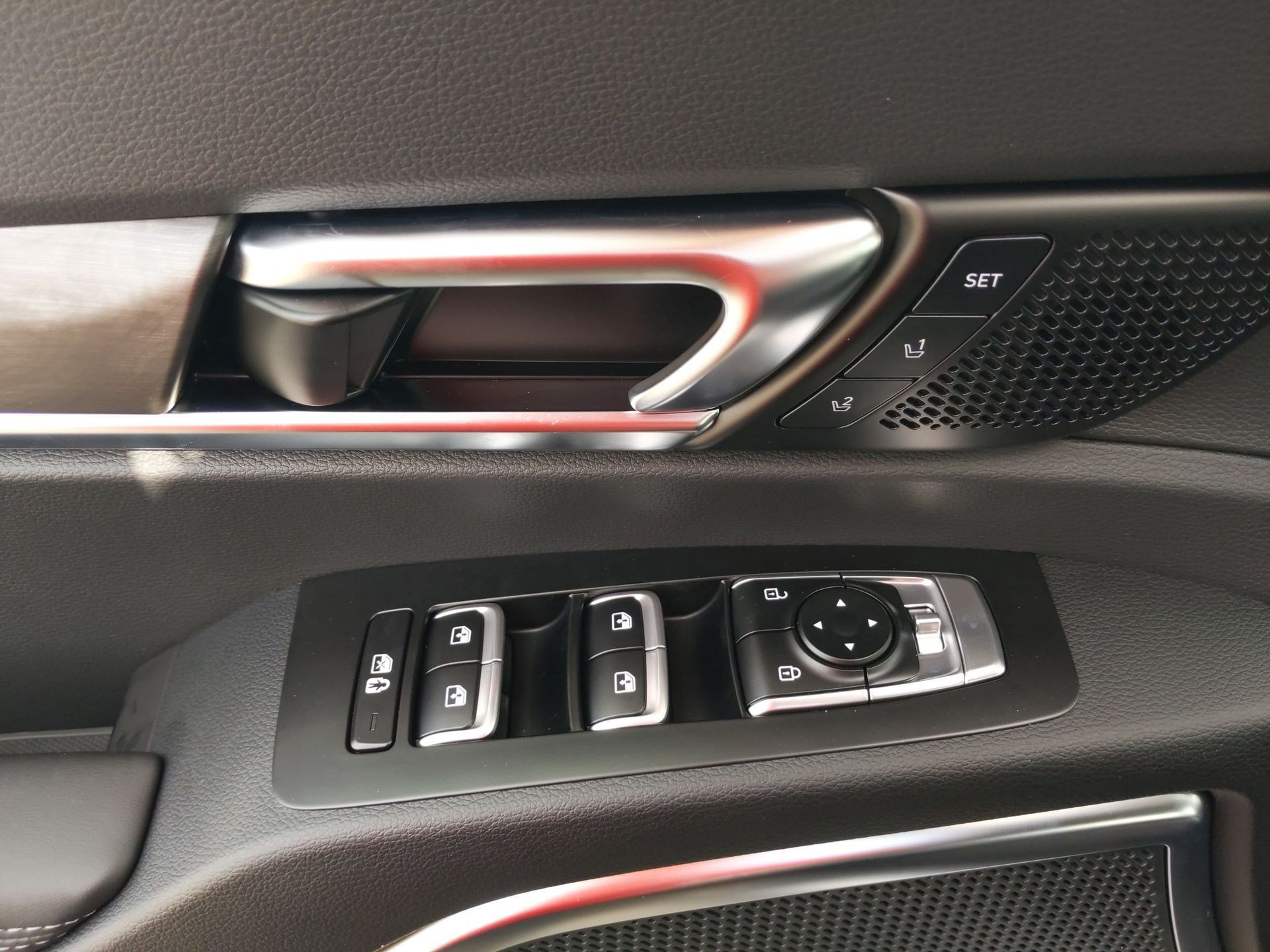 Certified 2024 Kia Telluride SX X-Pro AWD/4WD image 13