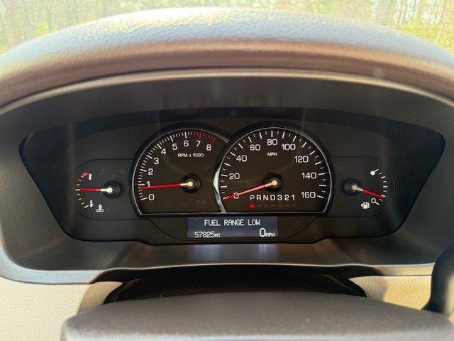 Used 2011 Cadillac DTS FWD image 10