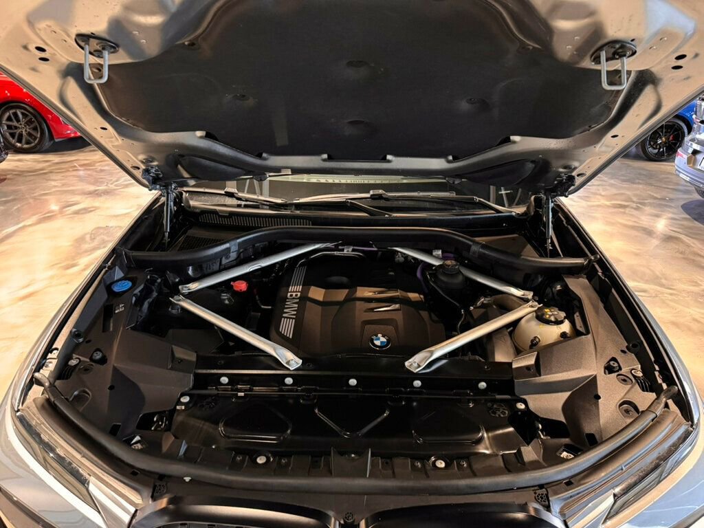 Used 2024 BMW X7 xDrive40i w/ Premium Package image 34