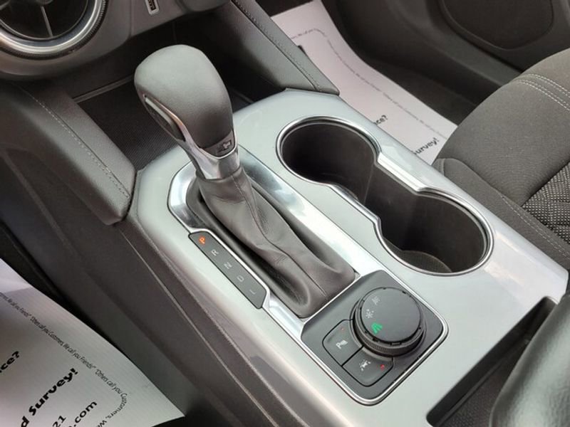 Used 2022 Chevrolet Blazer LT image 24