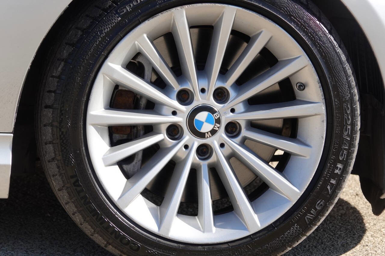 Used 2011 BMW 335d Sedan RWD image 38