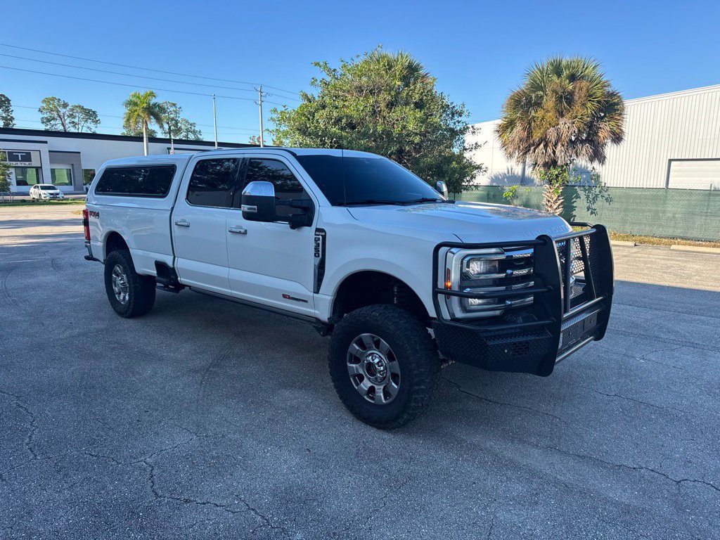 Used 2025 Ford F350 King Ranch w/ Chrome Package AWD/4WD image 4