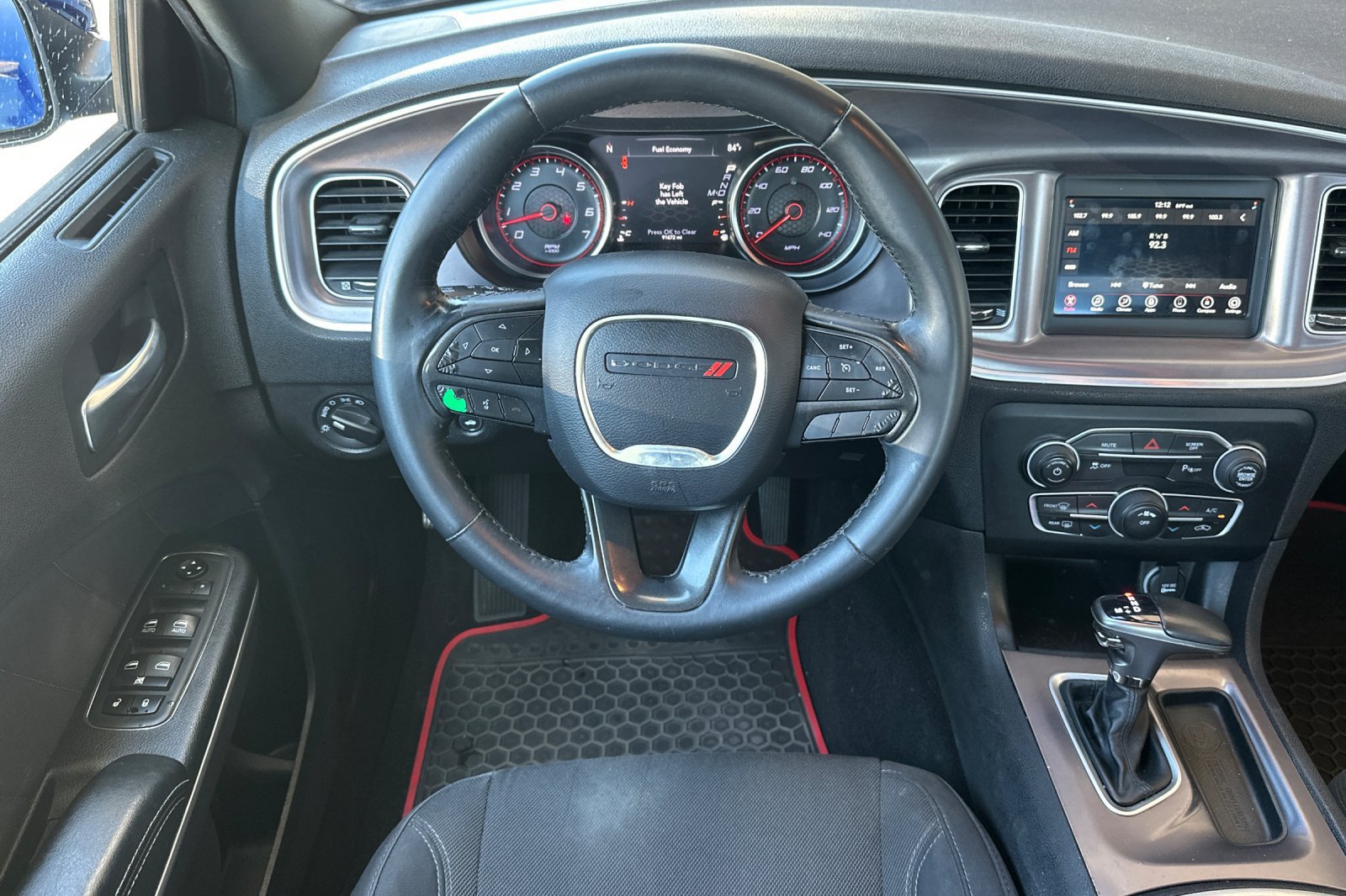 Used 2019 Dodge Charger SXT RWD image 17