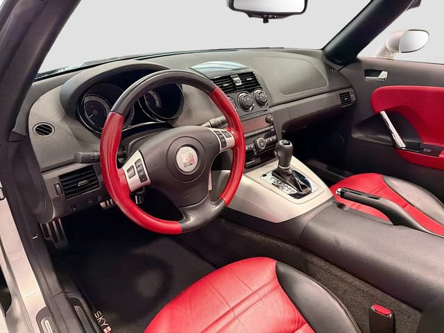 Used 2007 Saturn Sky Red Line RWD image 10