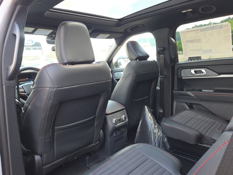 New 2026 Ford Explorer ST-Line AWD/4WD image 22