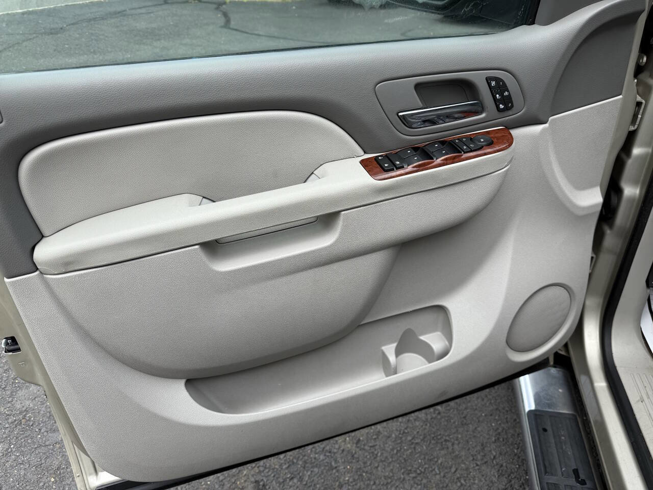 Used 2013 GMC Yukon SLT image 9