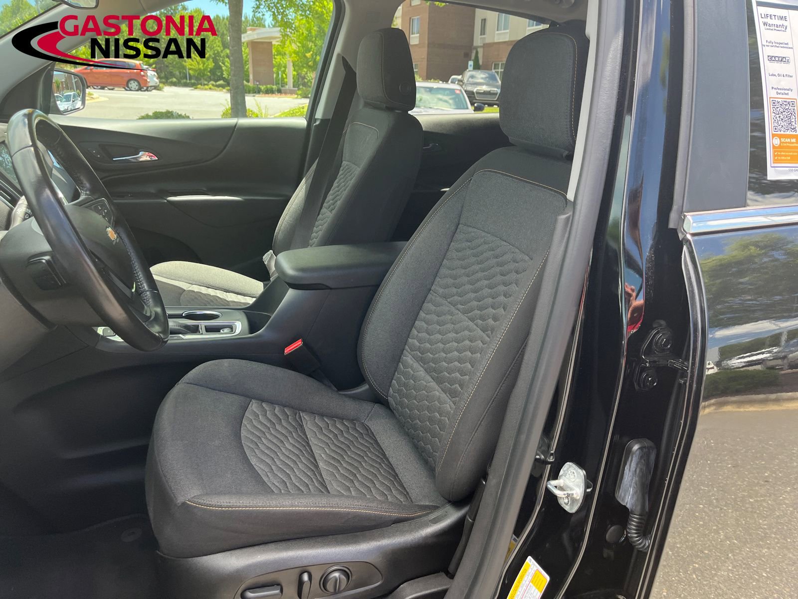 Used 2021 Chevrolet Equinox LT image 18