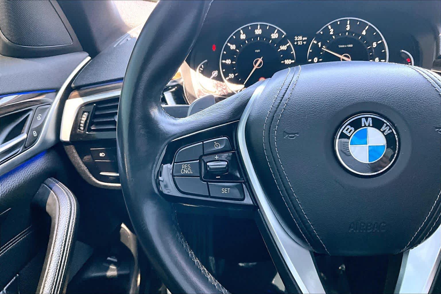 Used 2018 BMW 530i w/ Premium Package RWD image 23