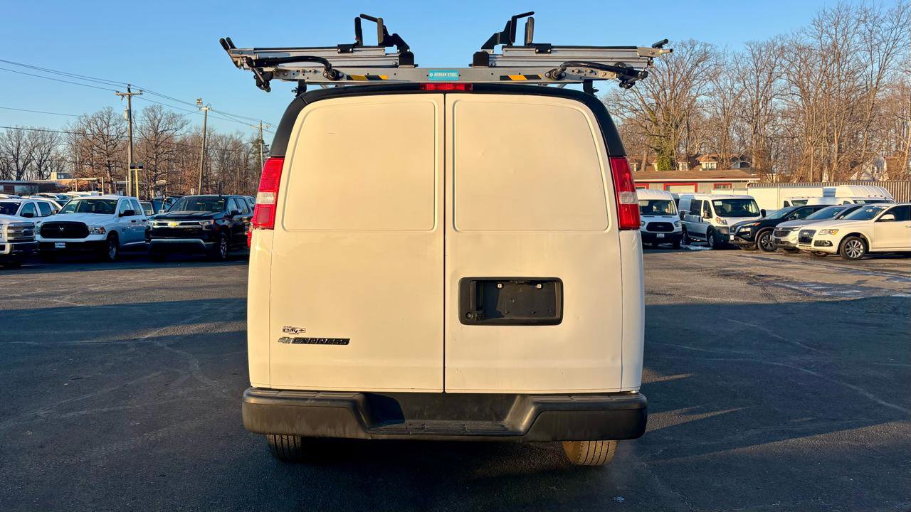Used 2022 Chevrolet Express 2500 RWD 2500 135 w/ Driver Convenience Package image 7