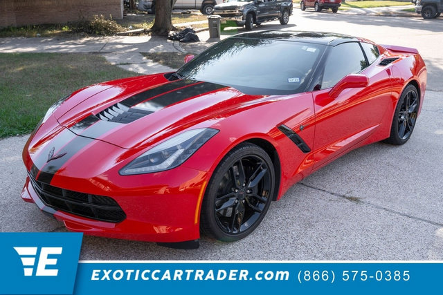 Used 2019 Chevrolet Corvette Stingray Coupe w/ Carbon Flash Badge Package image 1