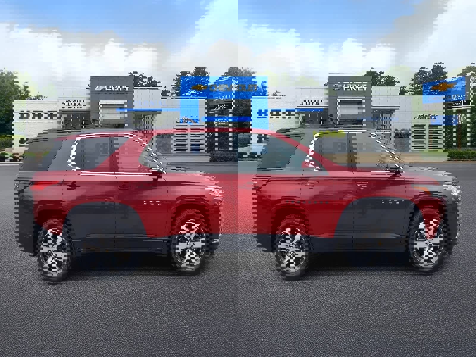 Used 2020 Chevrolet Traverse LT w/ LT Premium Package image 3