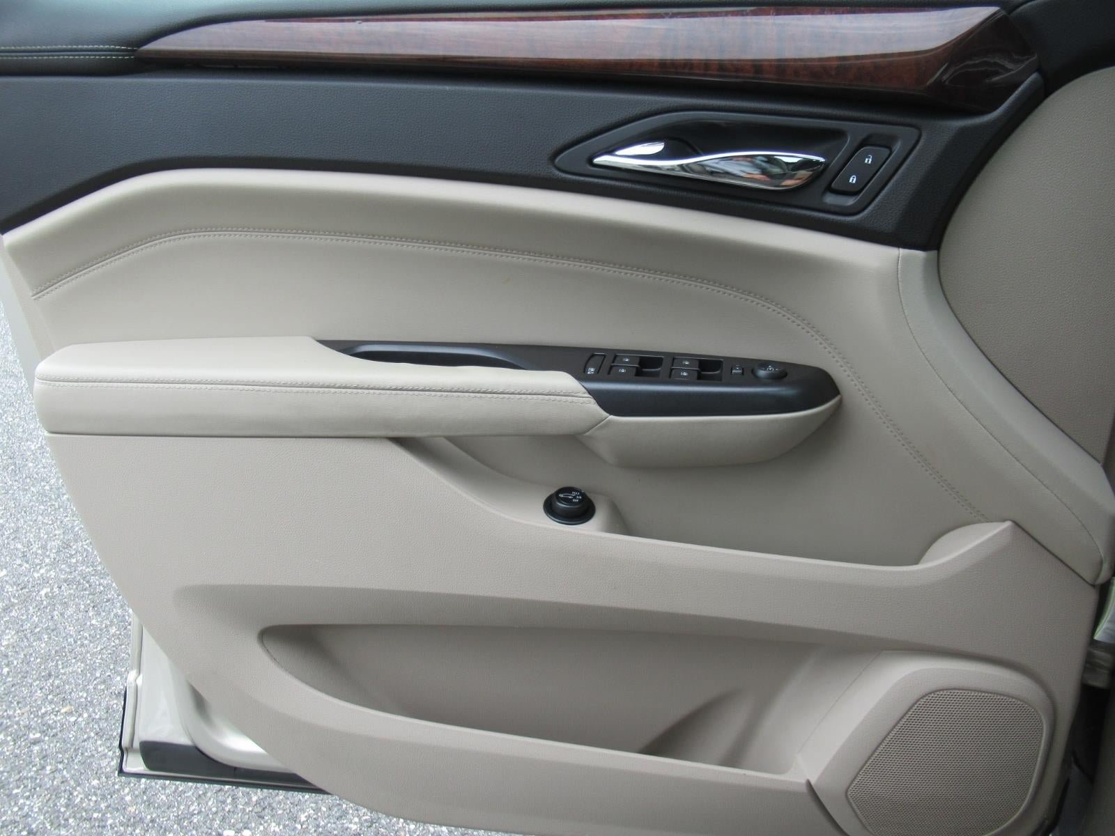 Used 2013 Cadillac SRX Performance w/ Driver Awareness Package FWD image 21