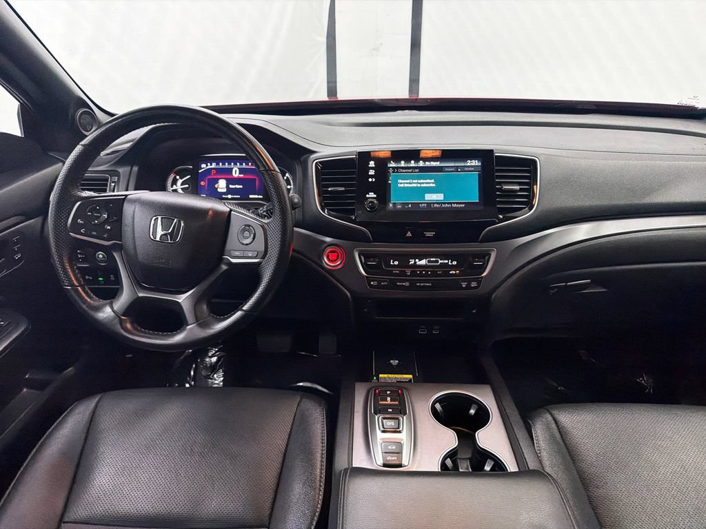 Certified 2025 Honda Passport EX-L image 25