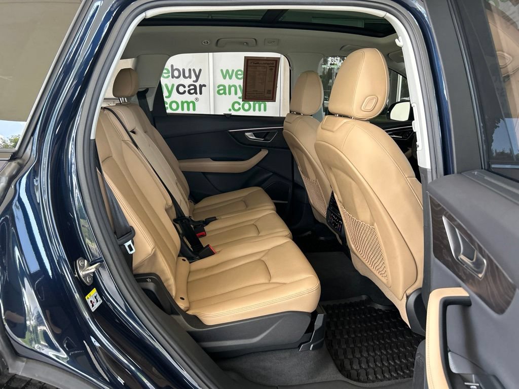 Used 2025 Audi Q7 3.0T Premium Plus w/ Premium Plus Package AWD/4WD image 35