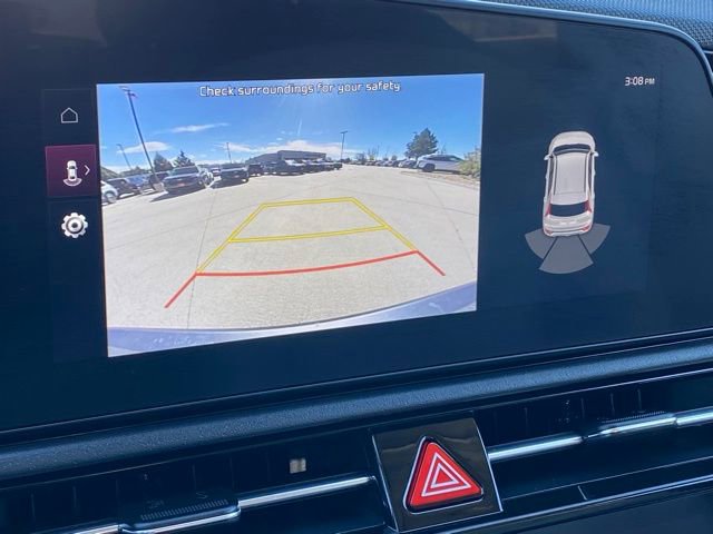 Used 2024 Kia Niro EX Touring image 24