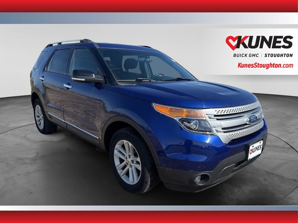 Used 2015 Ford Explorer XLT AWD/4WD image 2