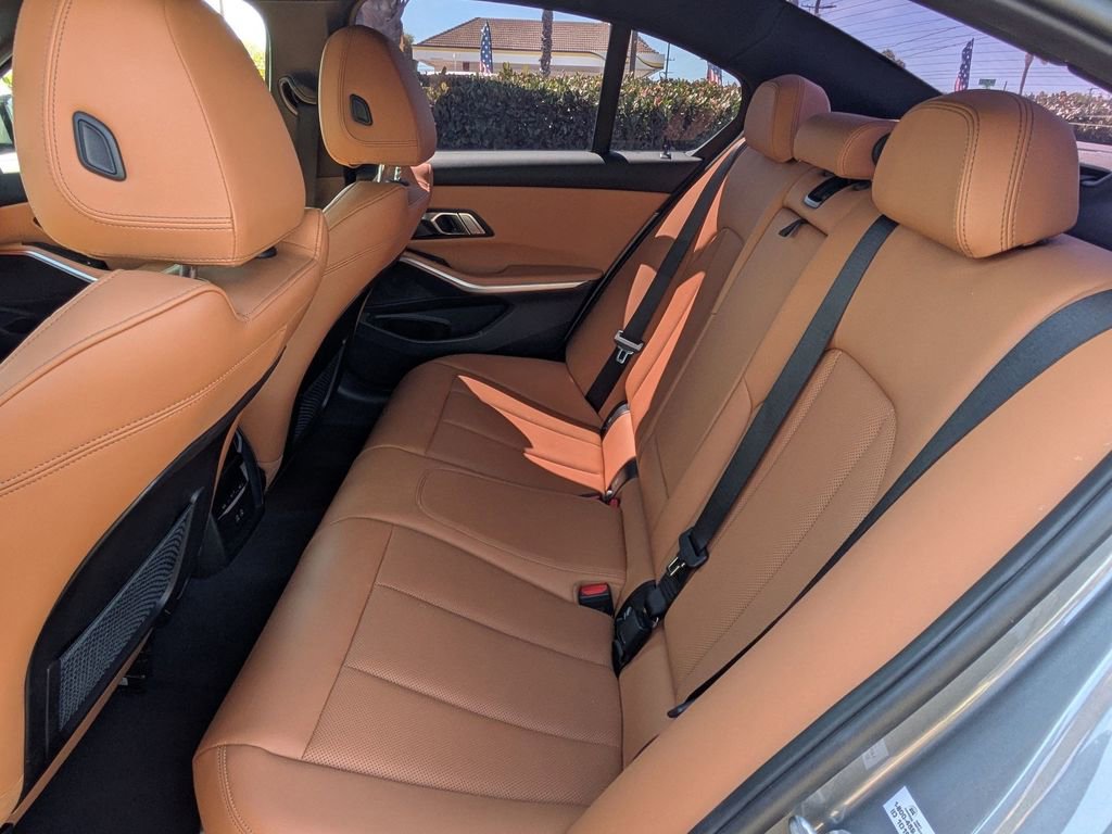 Used 2023 BMW 330e w/ Driving Assistance Package image 15