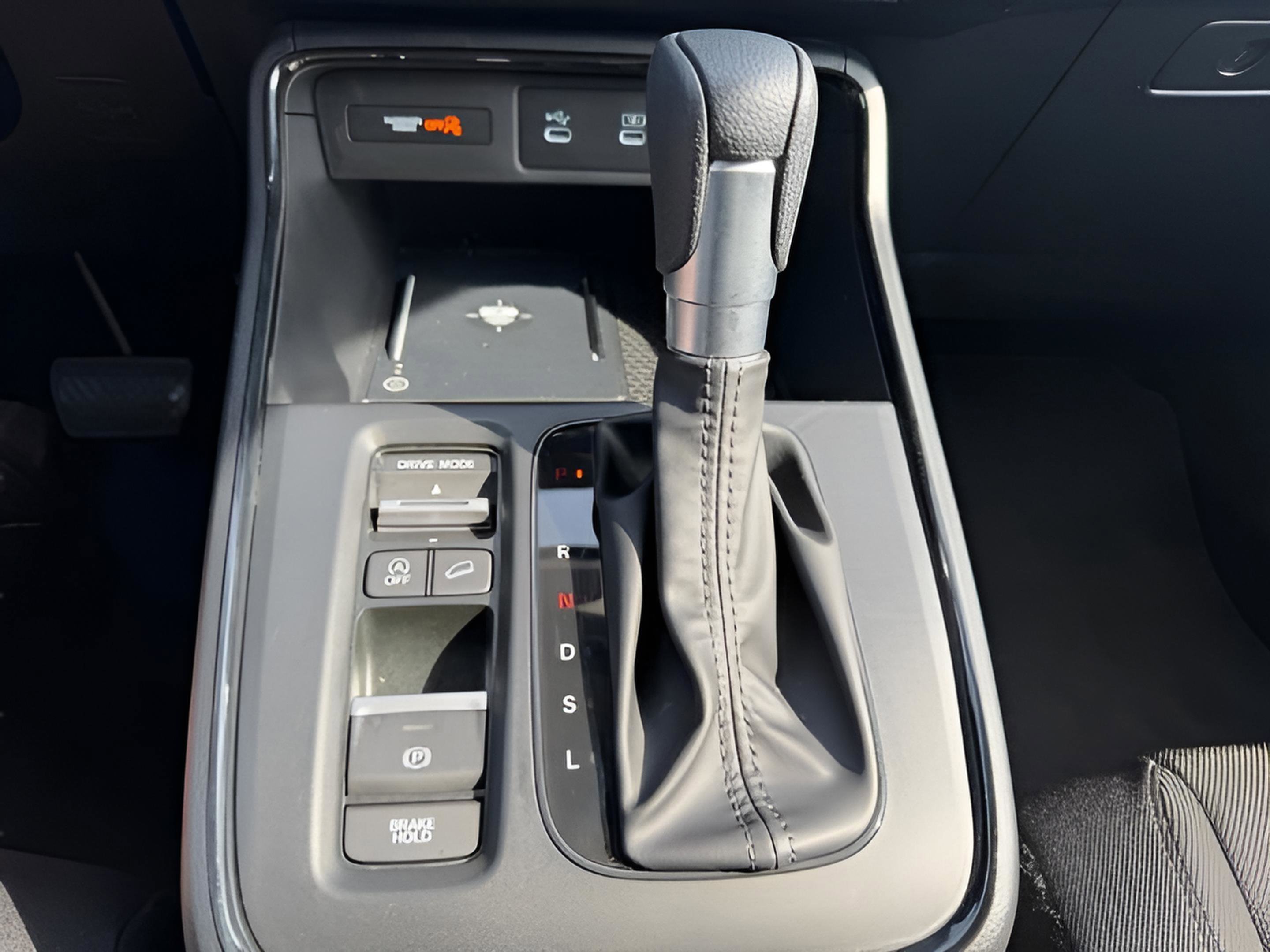 Used 2026 Honda CR-V LX image 18