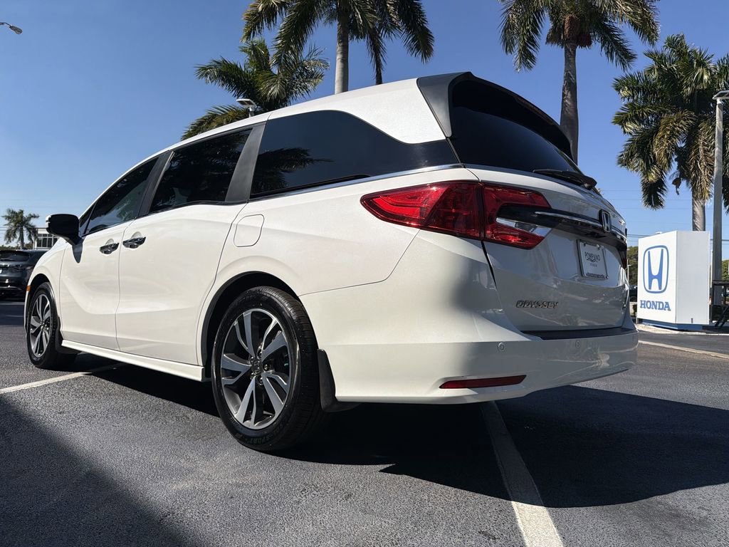 Certified 2024 Honda Odyssey Touring image 19