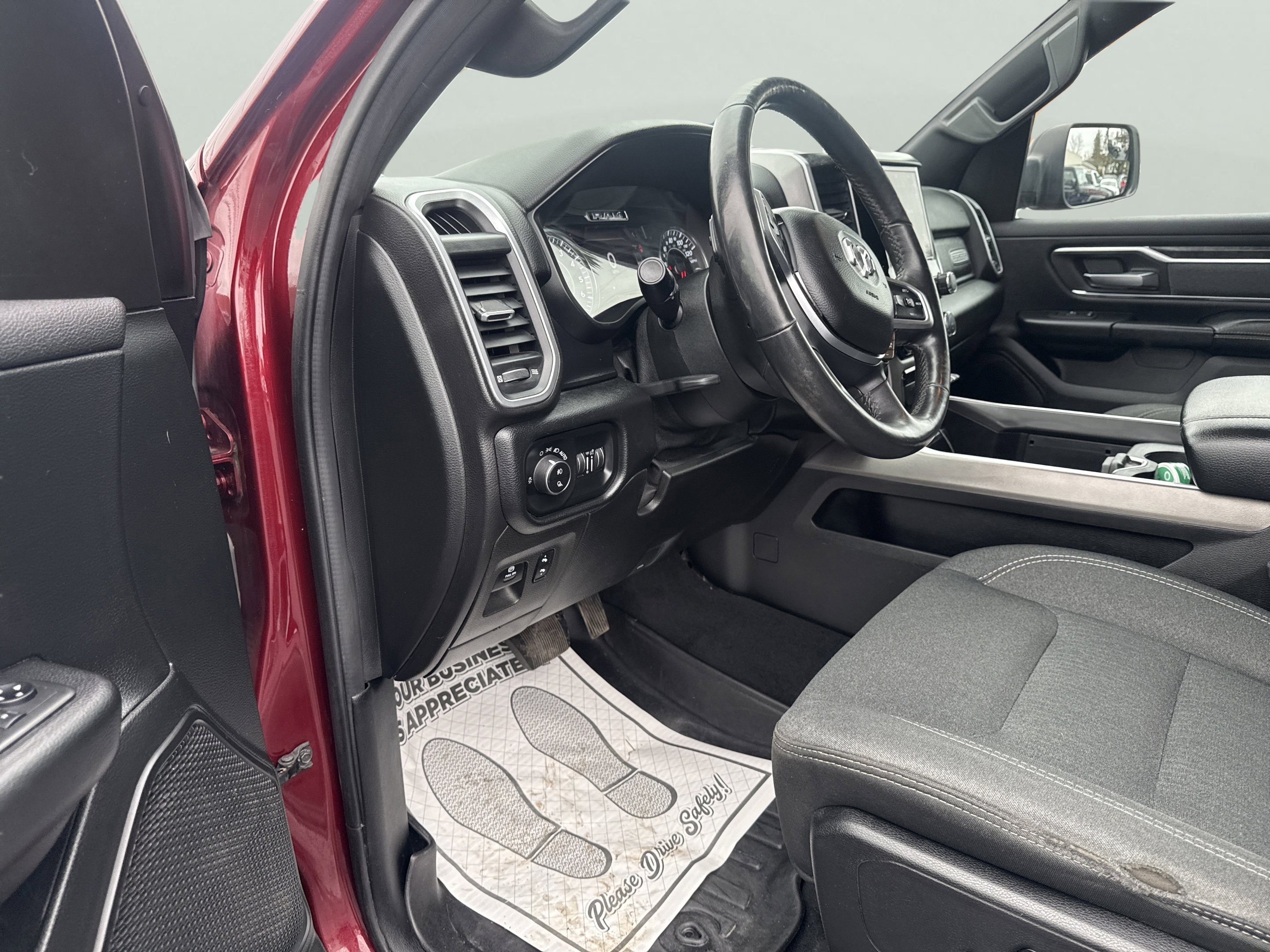 Used 2019 RAM 1500 Big Horn image 15