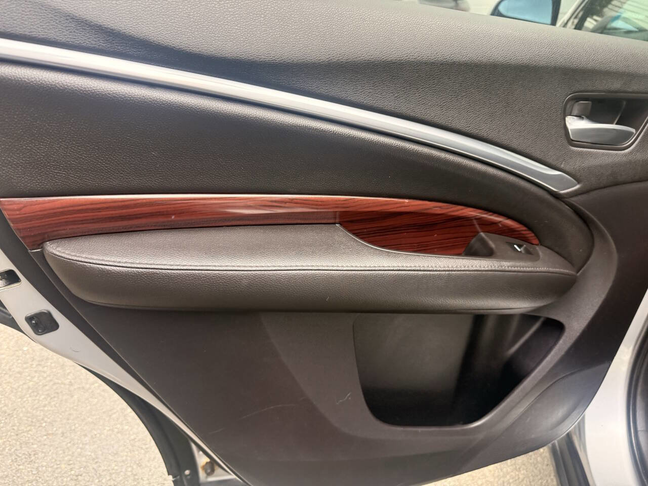 Used 2014 Acura MDX SH-AWD image 9