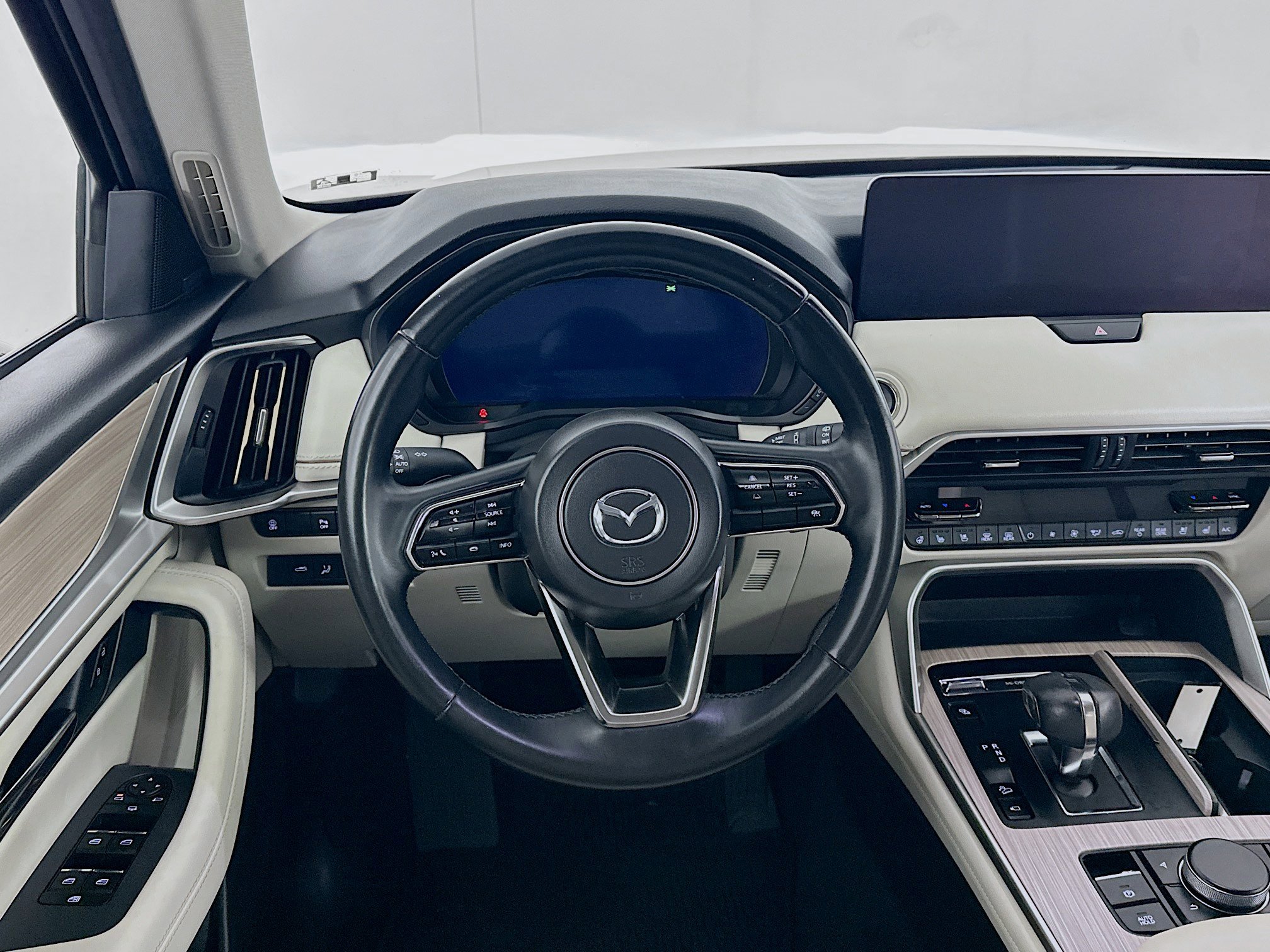 Used 2024 MAZDA CX-90 Plug-In Hybrid w/ Premium Plus AWD/4WD image 17