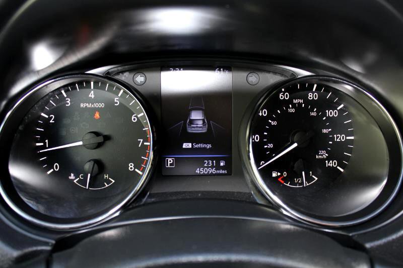 Used 2020 Nissan Rogue SV image 22
