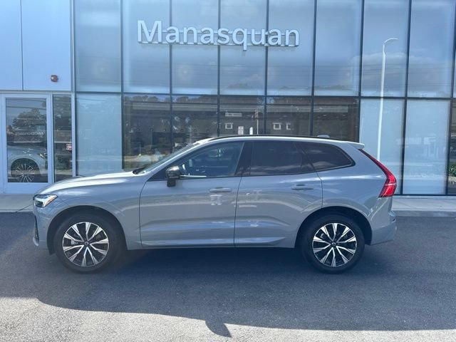Certified 2025 Volvo XC60 B5 Plus AWD/4WD image 2