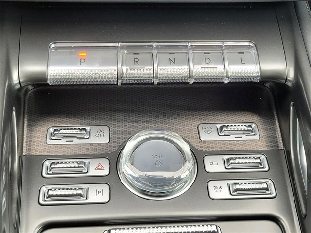 New 2026 Lincoln Nautilus Premier image 19