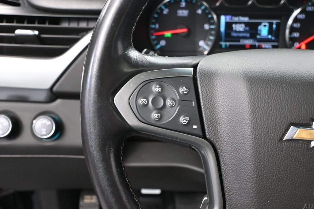 Used 2019 Chevrolet Tahoe LT w/ RST Edition AWD/4WD image 34