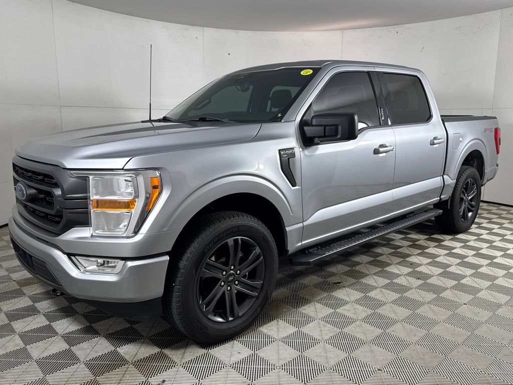 Used 2022 Ford F150 XLT w/ Equipment Group 301A Mid AWD/4WD image 10