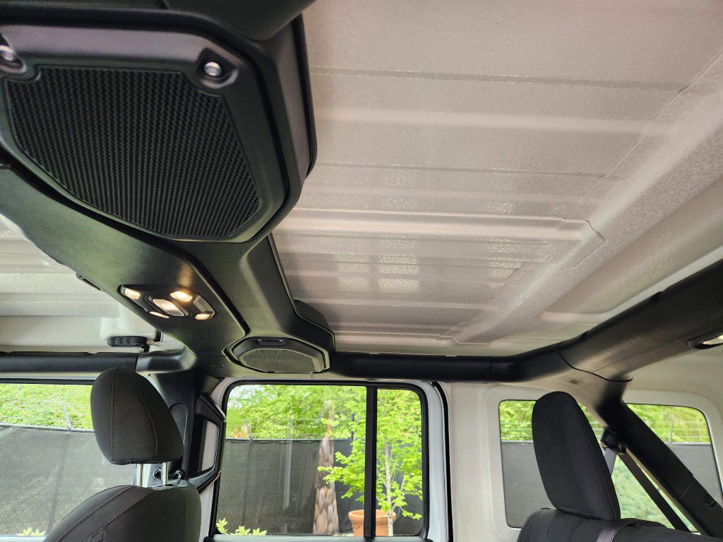 Used 2021 Jeep Wrangler Willys image 25