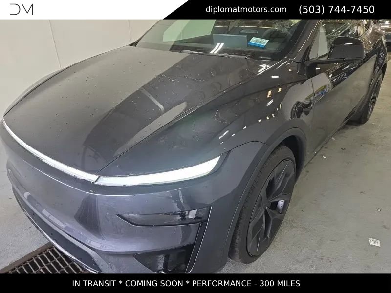 Used 2026 Tesla Model Y Performance AWD/4WD image 1