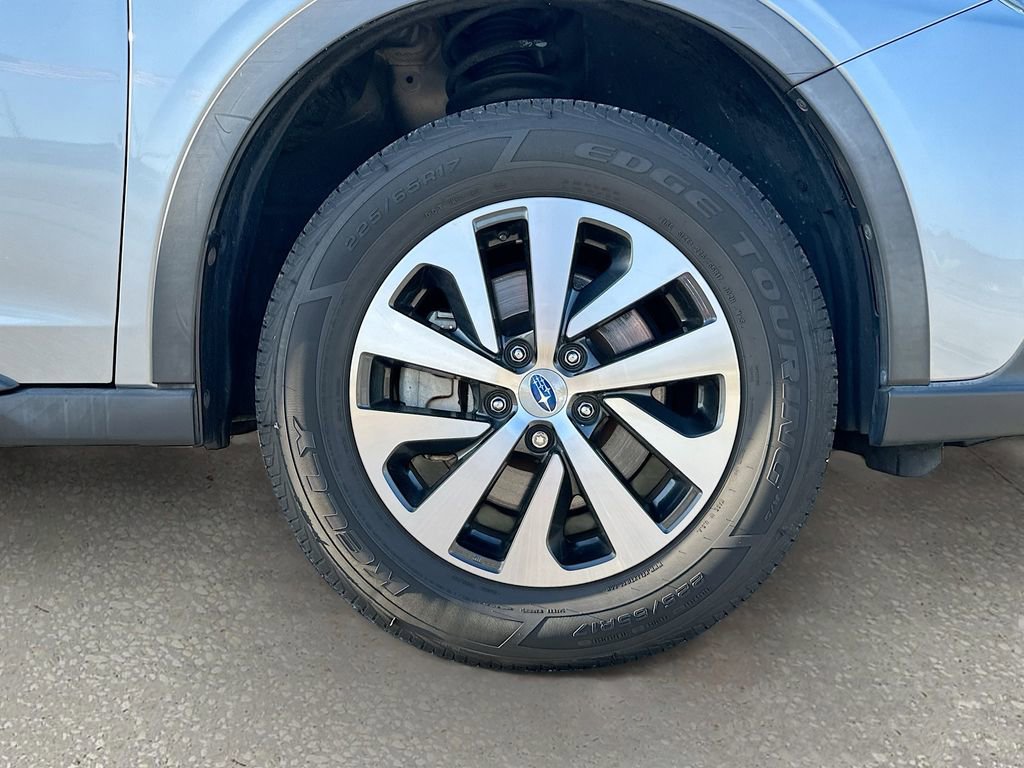 Used 2020 Subaru Outback Premium image 28