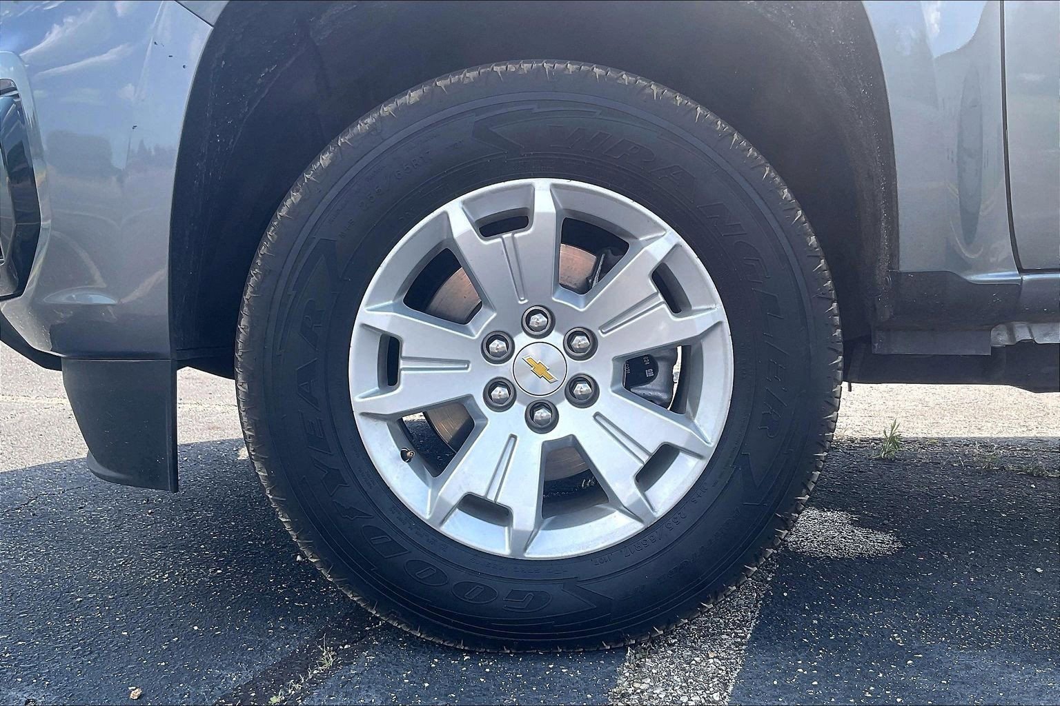 Used 2022 Chevrolet Colorado LT w/ Fleet Safety Package RWD image 9