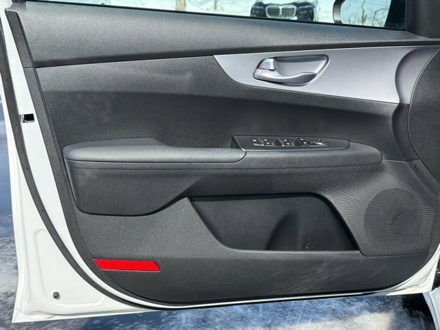 Used 2023 Kia Forte LXS w/ LXS Technology Package image 26